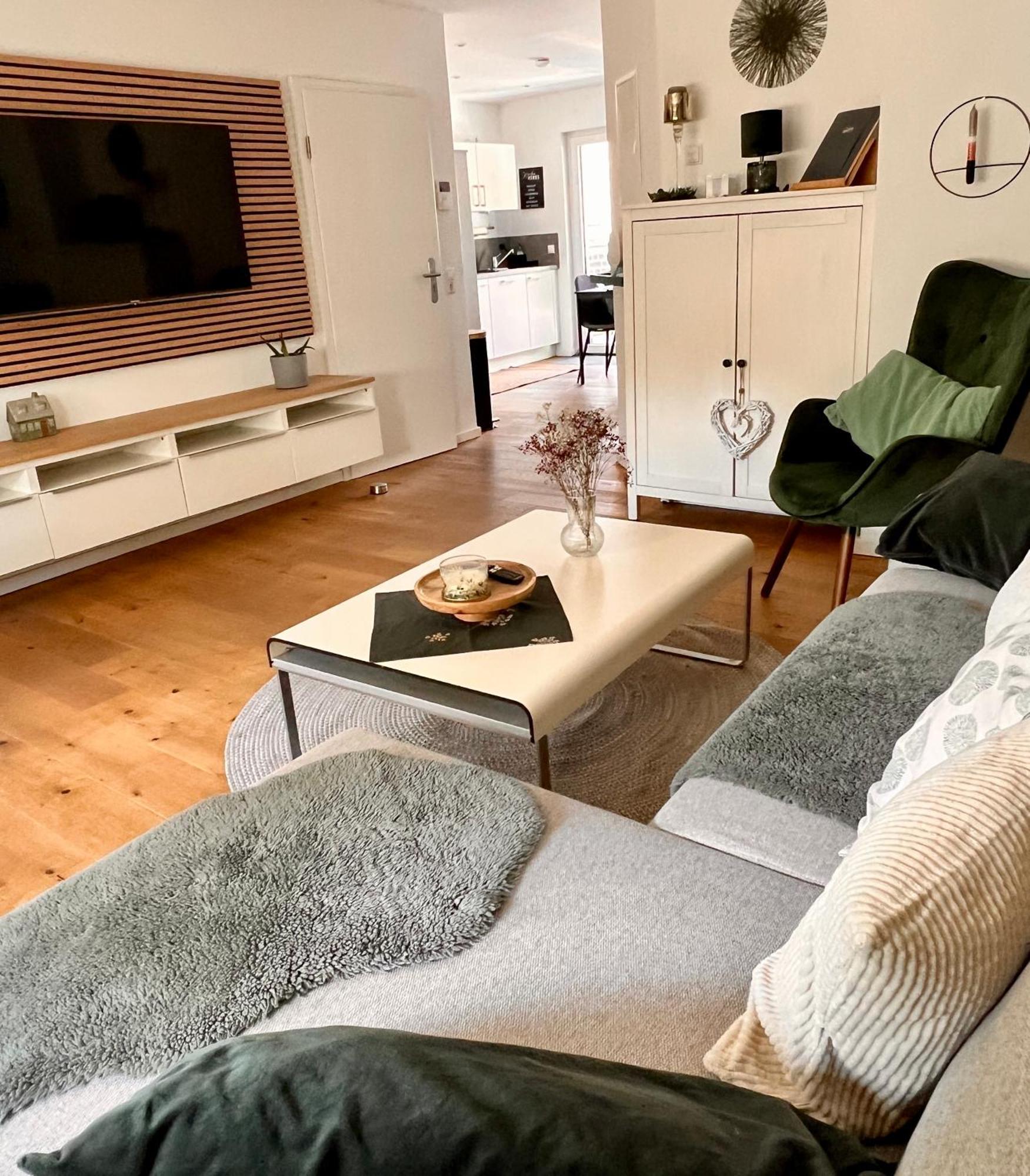 Beehome Euskirchen Luaran gambar